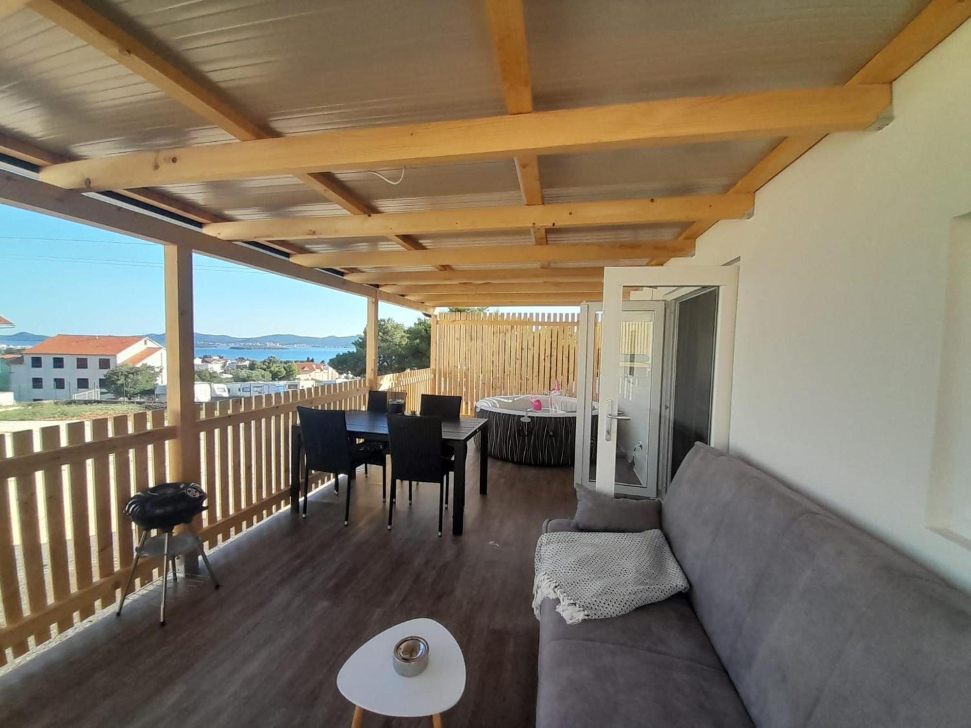 Tiny House Lily With Jacuzzi Apartment Sveti Filip i Jakov Exterior photo